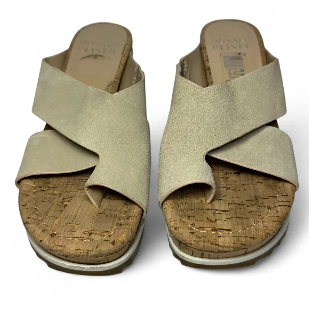 DONALD PLINER Women's Sisu Wedge Suede Sandal, Beige, US 7.5, NWOB